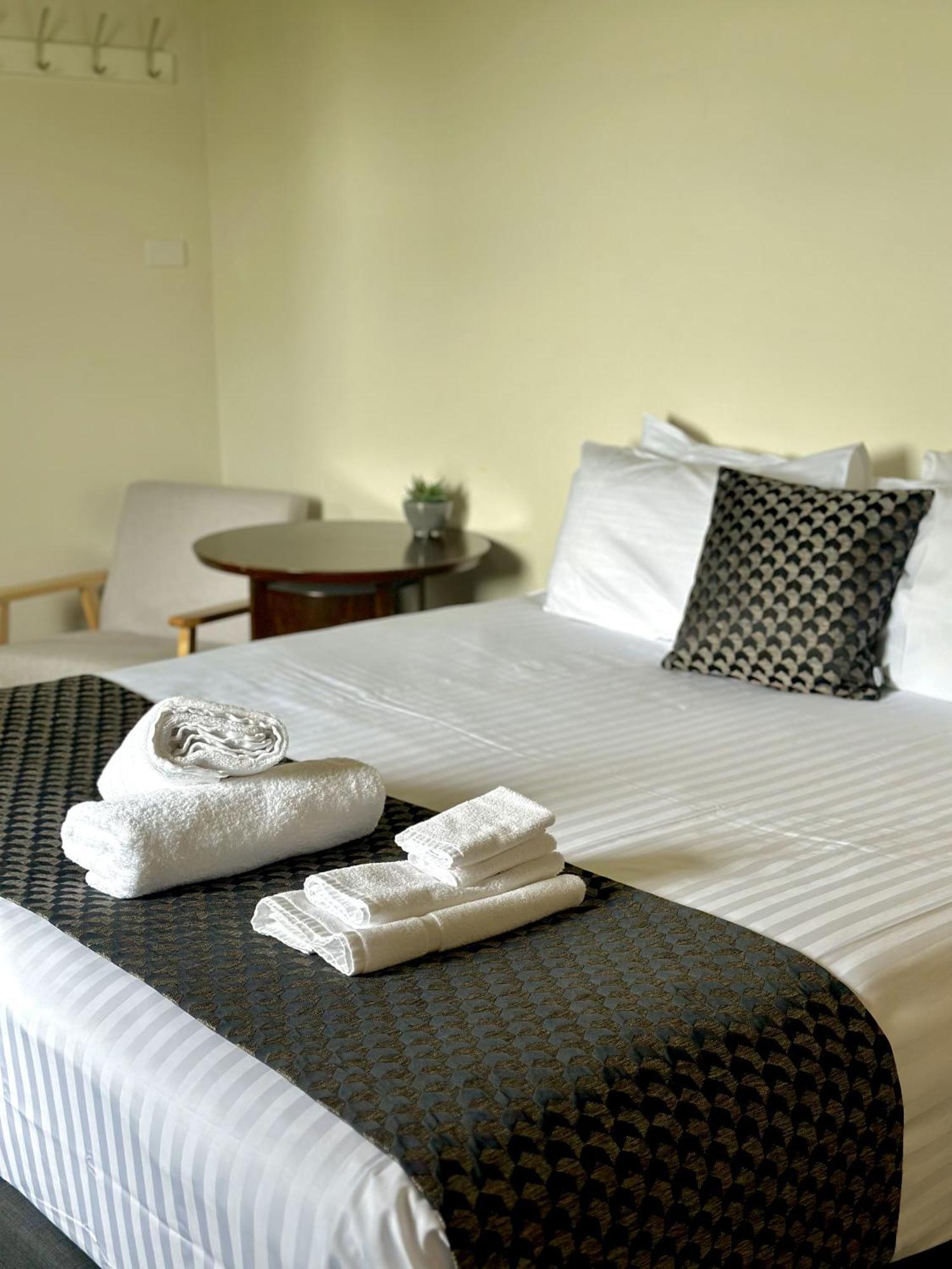 Romano'S Hotel & Suites واجا واجا المظهر الخارجي الصورة
